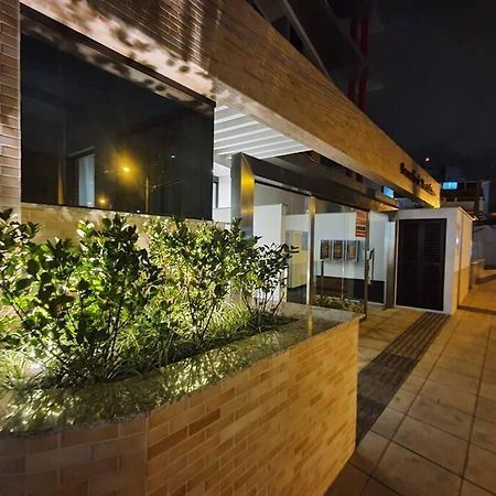 Apartamento 2 Suites Com Piscina E Churrasqueira, Ao Lado Da Ufsc フロリアノポリス エクステリア 写真