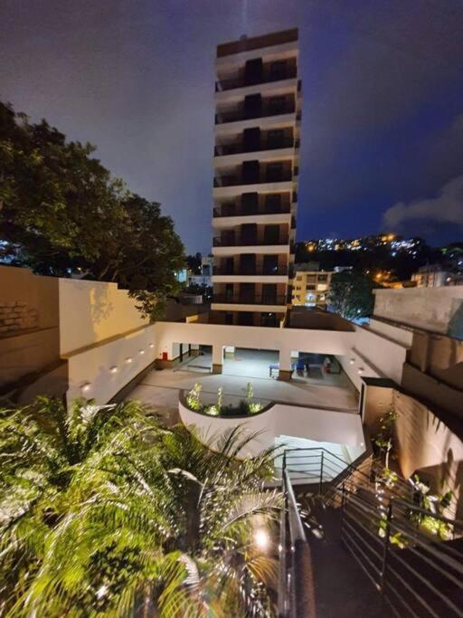 Apartamento 2 Suites Com Piscina E Churrasqueira, Ao Lado Da Ufsc フロリアノポリス エクステリア 写真