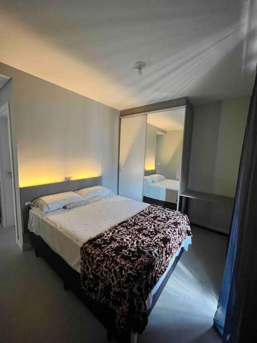 Apartamento 2 Suites Com Piscina E Churrasqueira, Ao Lado Da Ufsc フロリアノポリス エクステリア 写真